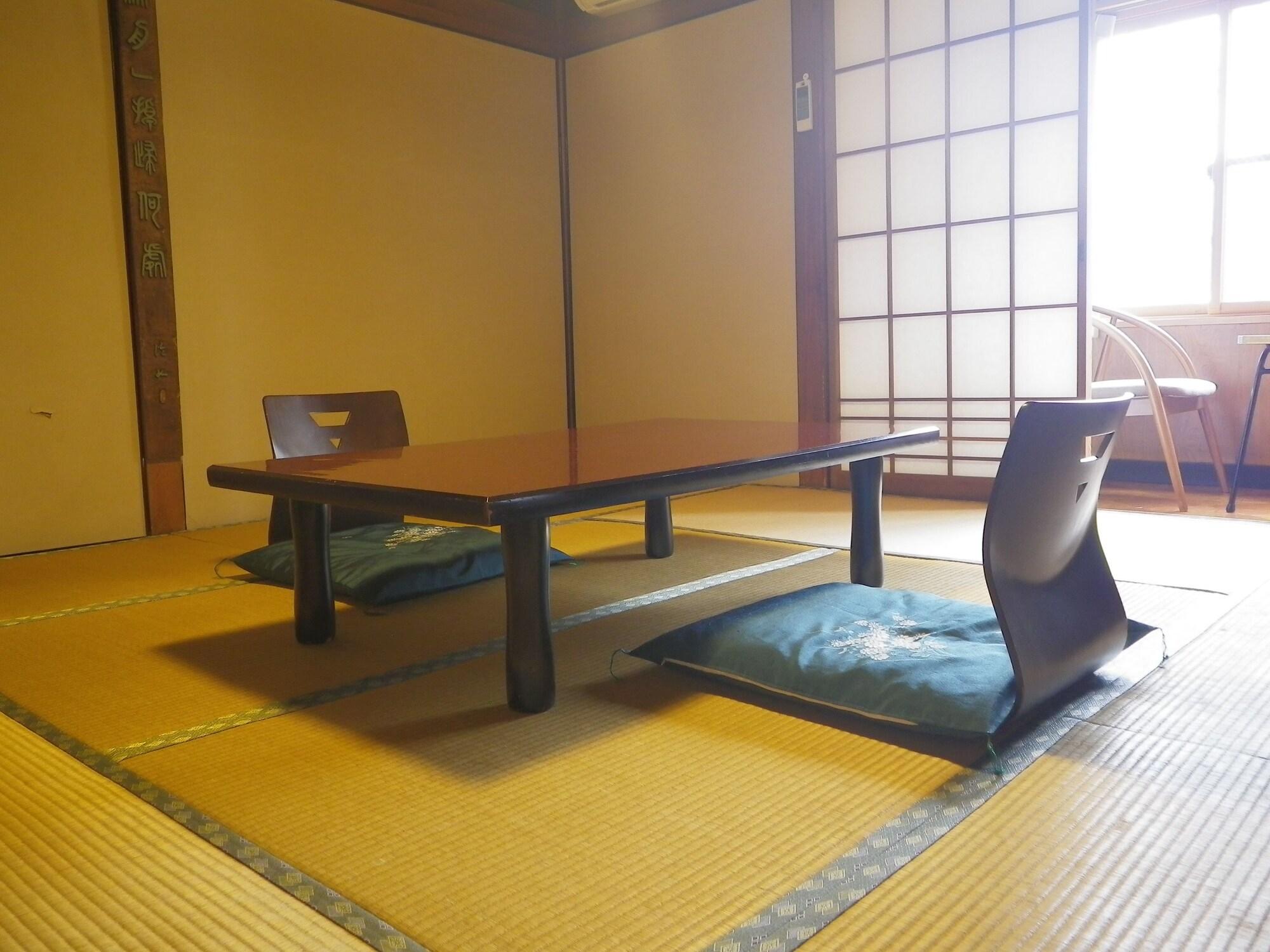 中央館　清水屋旅館 長野市 エクステリア 写真
