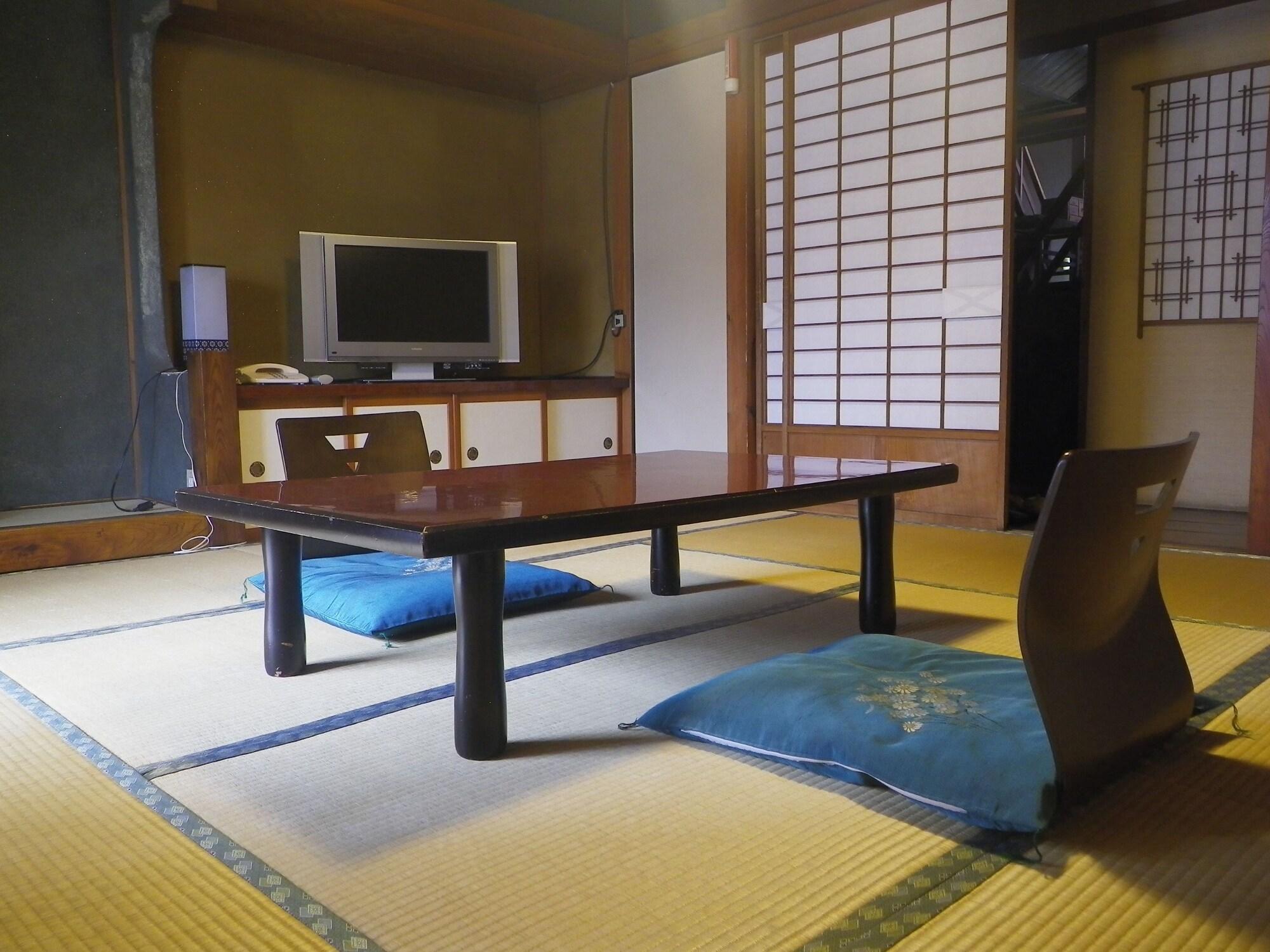 中央館　清水屋旅館 長野市 エクステリア 写真