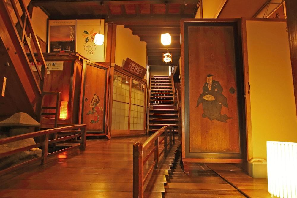中央館　清水屋旅館 長野市 エクステリア 写真