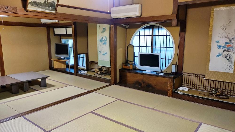 中央館　清水屋旅館 長野市 エクステリア 写真