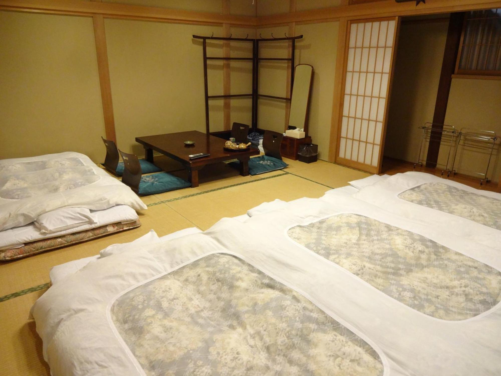 中央館　清水屋旅館 長野市 部屋 写真