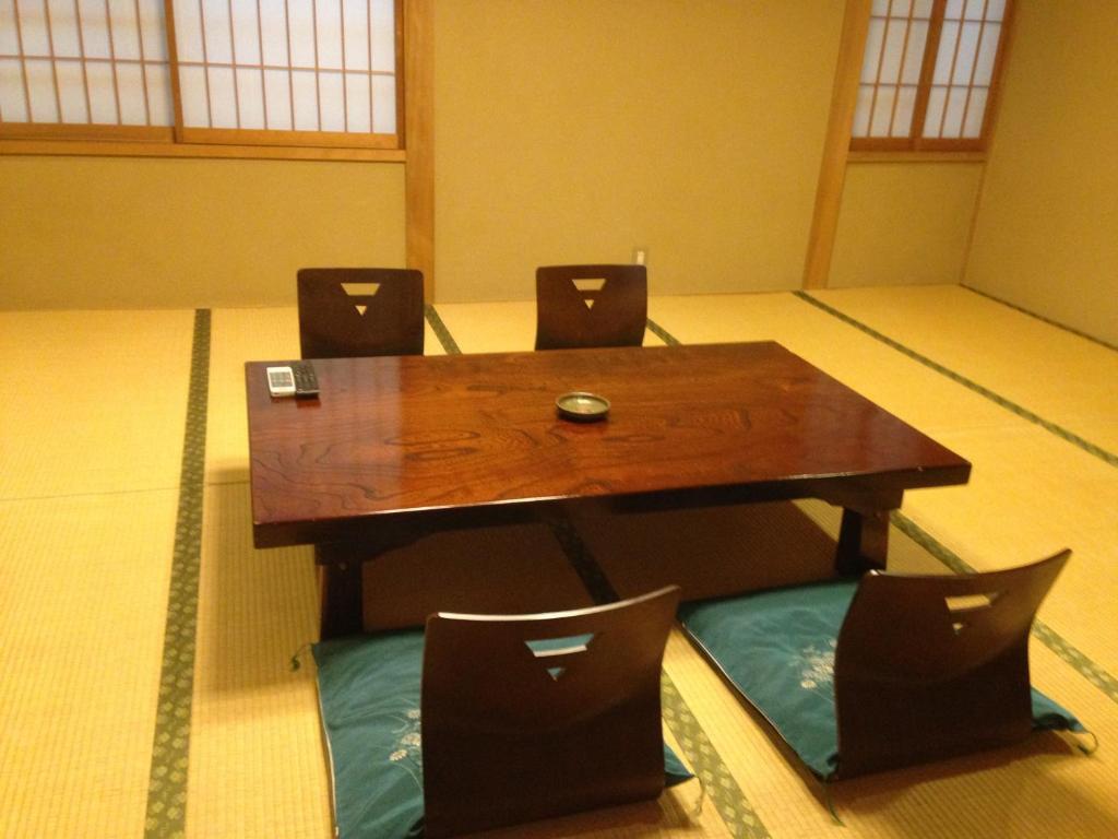 中央館　清水屋旅館 長野市 部屋 写真
